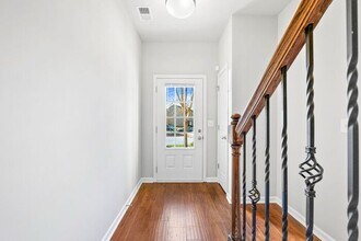 5872 Taka Ln in Stonecrest, GA - Building Photo - Building Photo