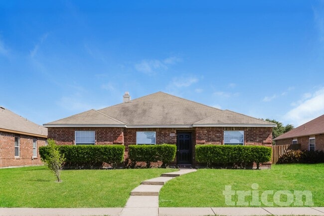 1244 Flower Ridge Dr