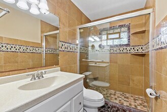 3301 Shepherd Hills Dr in Minneapolis, MN - Building Photo - Building Photo