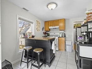 131 Summer St, Unit #2 in Somerville, MA - Foto de edificio - Building Photo