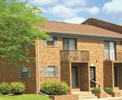 River Oaks Apartments