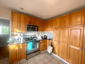 59 Sunset Rd, Unit 2 in Somerville, MA - Building Photo - Building Photo
