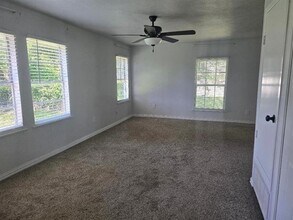 271 Texana St in Van Alstyne, TX - Building Photo - Building Photo
