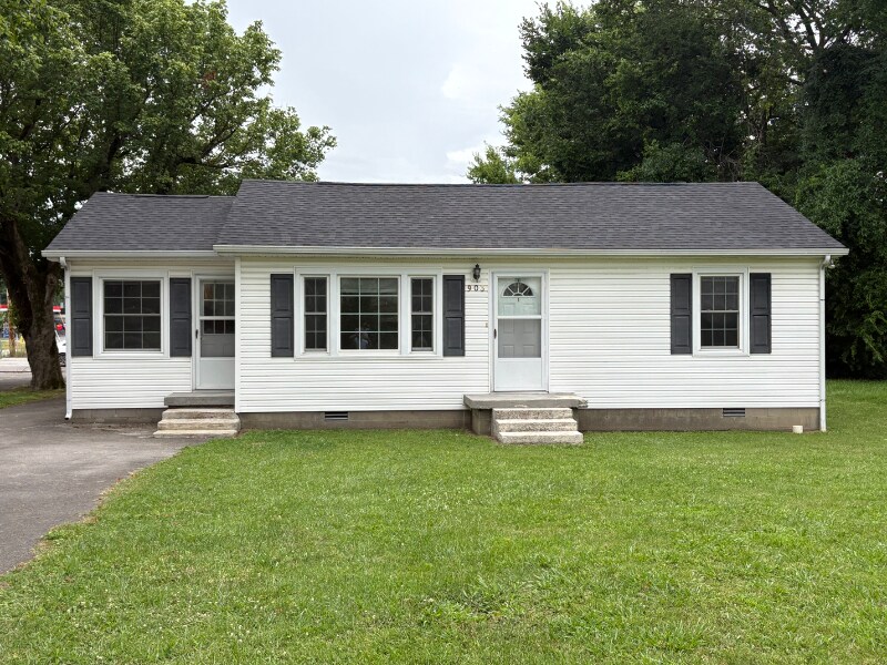 903 N Atlantic St in Tullahoma, TN - Building Photo