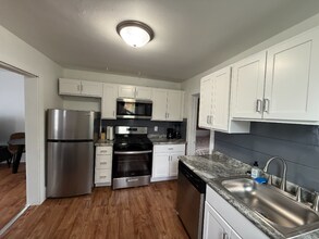 104 E William St in Michigan City, IN - Foto de edificio - Building Photo