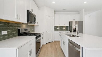 710 Edgehurst Dr in McKinney, TX - Building Photo - Building Photo