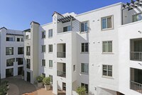 Building - Arrive Mission Valley Apartamentos in San Diego, California