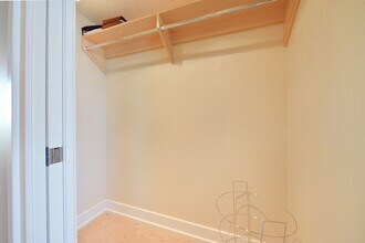 322 E Karen Ave in Las Vegas, NV - Building Photo - Building Photo