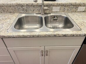 466 S Broad St in Brevard, NC - Building Photo - Building Photo