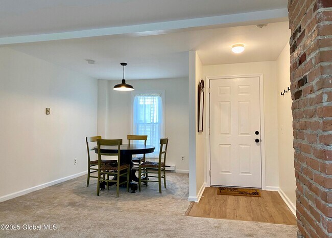 59 Van Dam St in Saratoga Springs, NY - Building Photo - Building Photo