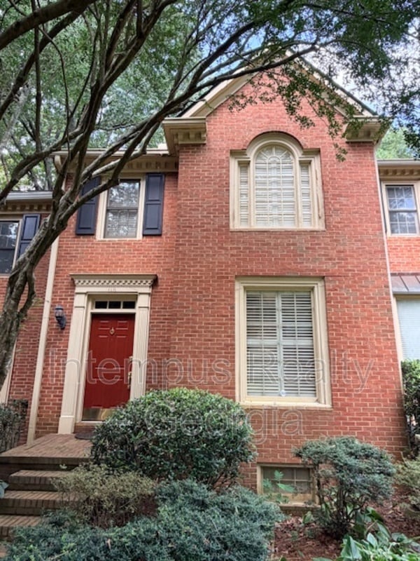 property at 118 Weatherburne Dr