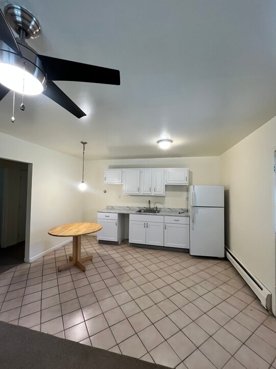 11 Sniffen Rd, Unit Apt 1 in Armonk, NY - Building Photo