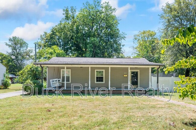 property at 819 W 9th St