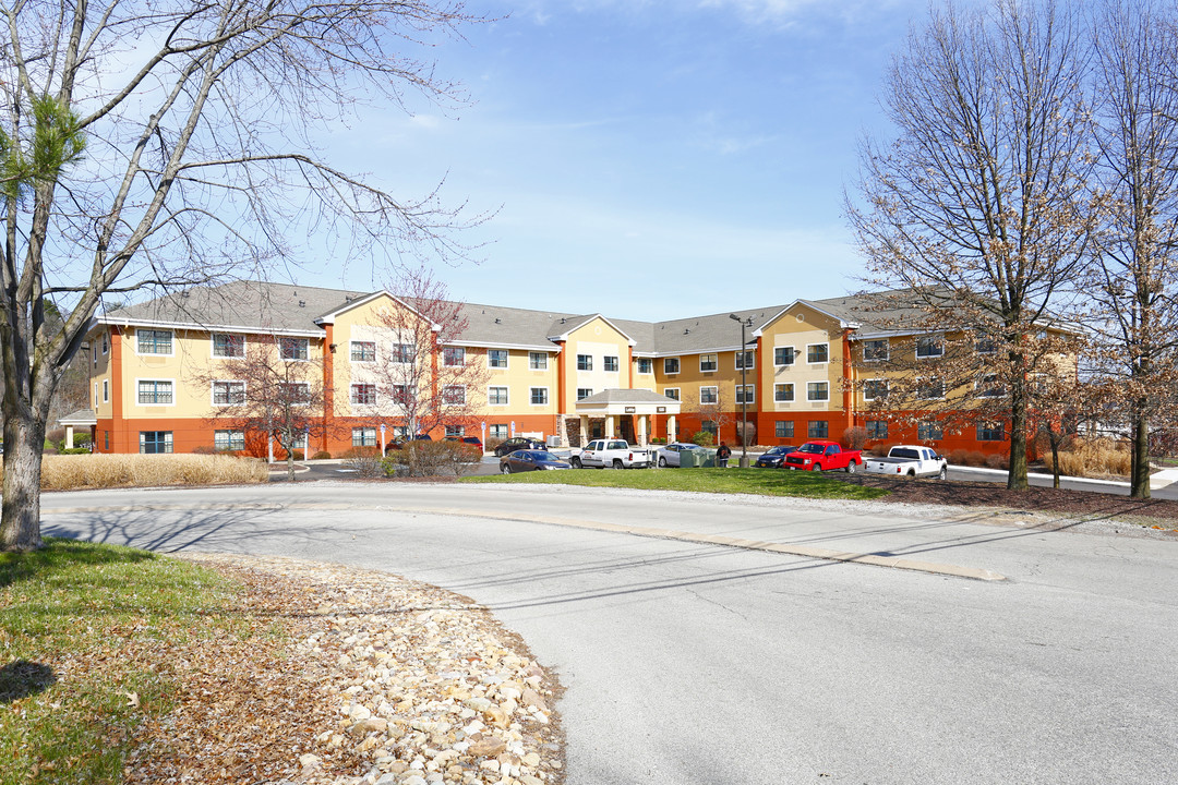 Furnished Studio - Carnegie in Carnegie, PA - Building Photo