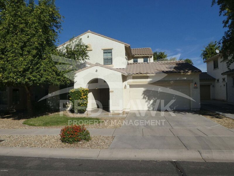 7330 W Midway Ave in Glendale, AZ - Building Photo