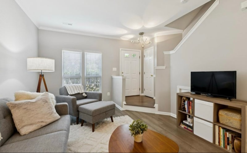 44203 Litchfield Terrace in Ashburn, VA - Building Photo
