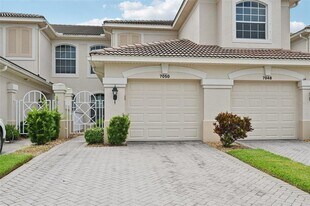 7050 Prosperity Cir in Sarasota, FL - Building Photo