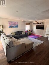 30 Gentian Dr in Toronto, ON - Building Photo - Building Photo