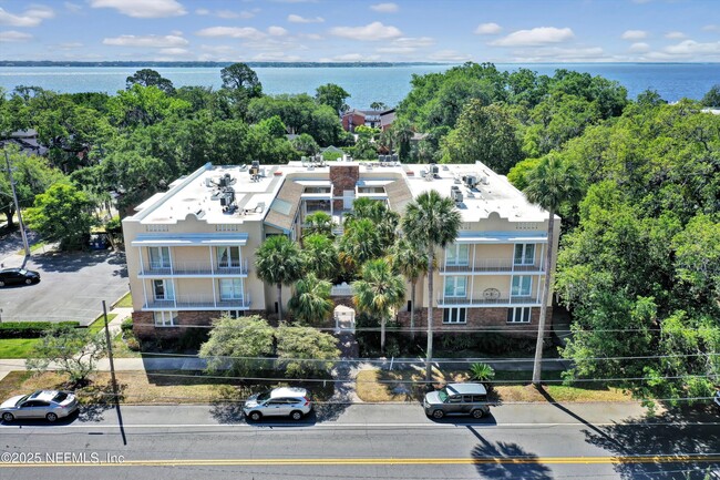 property at 2912 St Johns Ave