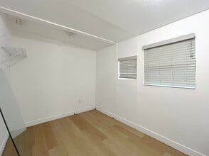 1747 Acremaker Rd in Naples, FL - Building Photo - Building Photo