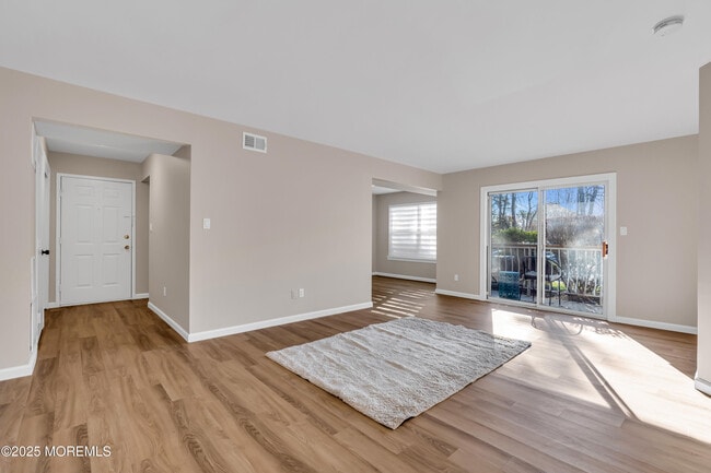 property at 33 Diane Dr