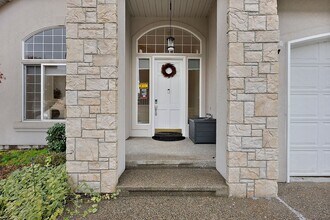 838 SW 355th Ct in Federal Way, WA - Building Photo - Building Photo