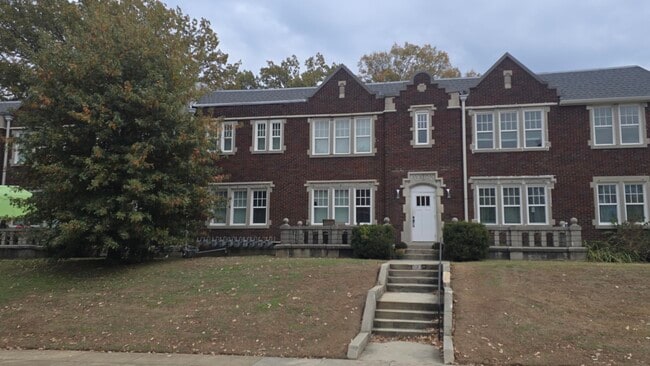 property at 191 N Avalon St