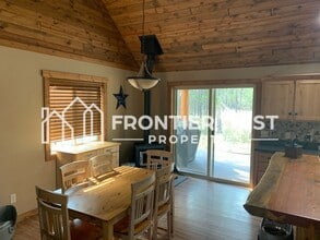 757 Griz Ln in Marion, MT - Building Photo - Building Photo