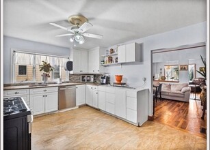 89 Flint St in Somerville, MA - Building Photo - Building Photo