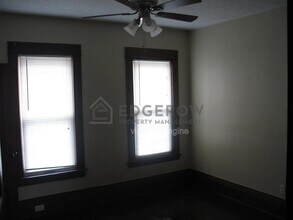 737 6th St NW in Grand Rapids, MI - Building Photo - Building Photo