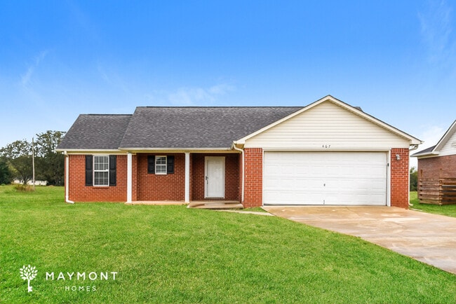 property at 467 Shady Ln
