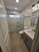1225 Center St in Honolulu, HI - Building Photo - Building Photo