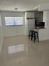 5965 W 26th Ave in Hialeah, FL - Building Photo - Building Photo