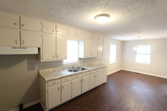 816 Vanderbilt St in Birmingham, AL - Building Photo - Building Photo