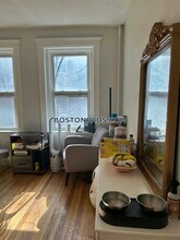 86 Glenville Ave, Unit 2 in Boston, MA - Foto de edificio - Building Photo