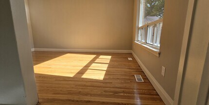 60-64 Henley Cres in Toronto, ON - Building Photo - Building Photo