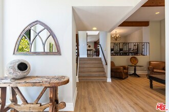 1541 Palisades Dr in Los Angeles, CA - Building Photo - Building Photo
