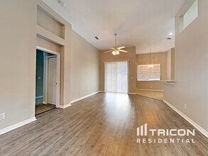 11723 Grove Arcade Dr in Riverview, FL - Building Photo - Building Photo