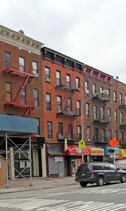 2030 Second Ave in New York, NY - Building Photo