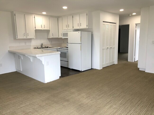 1302 13th St in Imperial Beach, CA - Building Photo - Building Photo