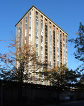 Crown Towers in New Haven, CT - Building Photo - Building Photo