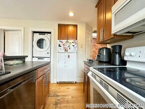 836 Huntington Ave in Boston, MA - Building Photo - Building Photo