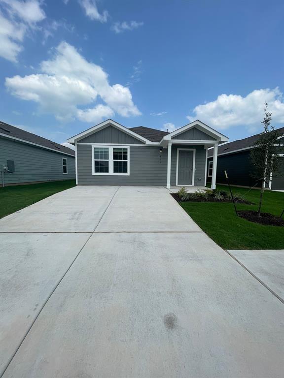 409 Black Buffalo Rd in Bastrop, TX - Building Photo - Building Photo