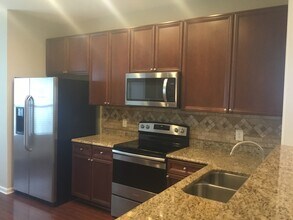 3204 Neuse Crossing Dr in Raleigh, NC - Building Photo - Building Photo
