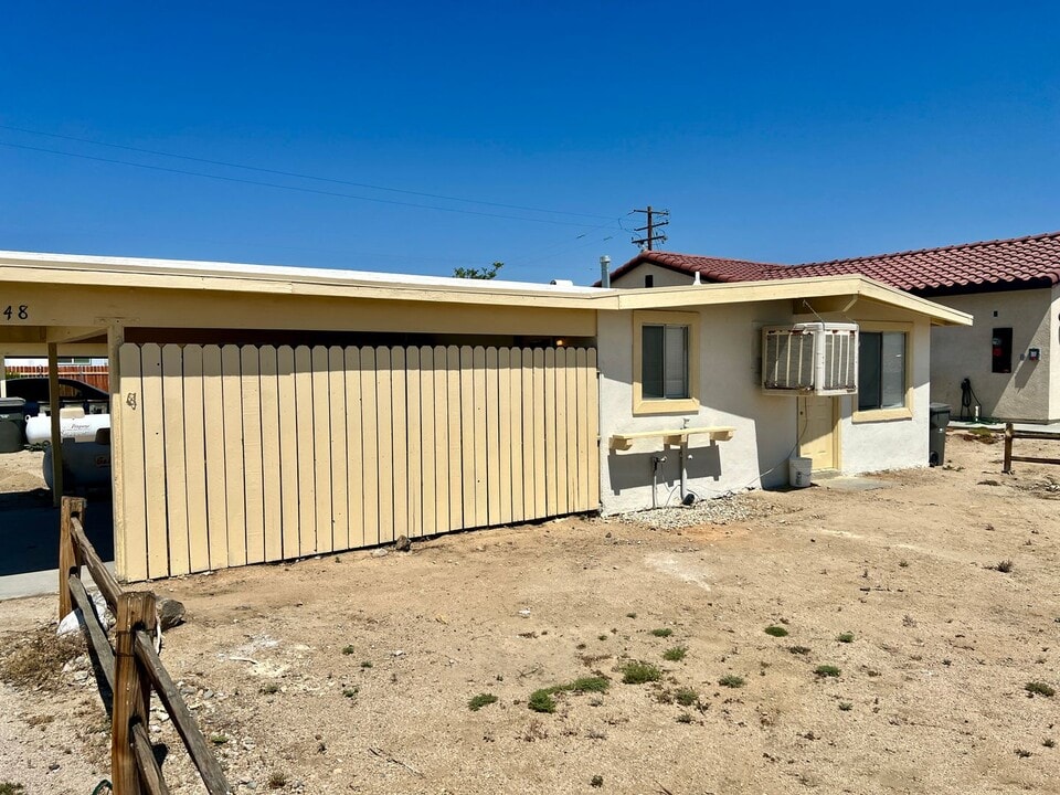6548 Sahara Ave in Twentynine Palms, CA - Building Photo