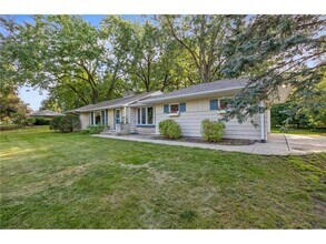 3200 Chase Dr in Minnetonka, MN - Building Photo - Building Photo