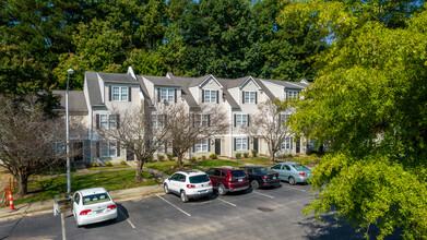 Method Townhomes in Raleigh, NC - Building Photo - Building Photo