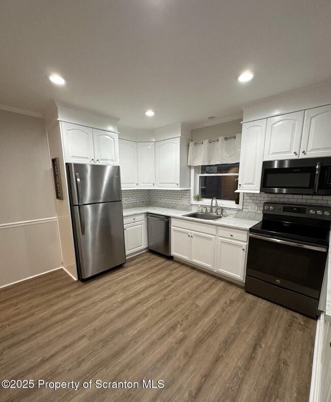 2008 S Webster Ave in Scranton, PA - Building Photo - Building Photo