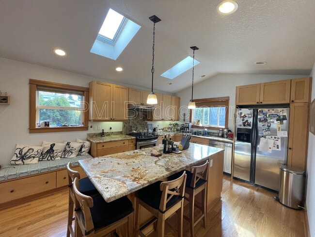 property at 4834 SE Kelly St