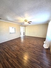 121 County Rd 637 in Buna, TX - Building Photo - Building Photo